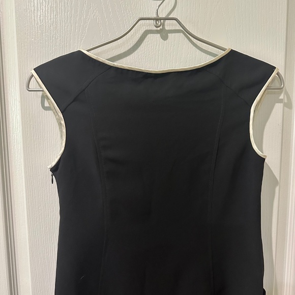 Evan Picone Black and White Sleeveless Sheath Dress - Picture 6 of 9